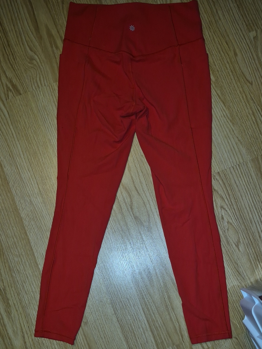 ATHLETA womens Red Salutation Stash Pocket II High Rise Tight..soft..size M